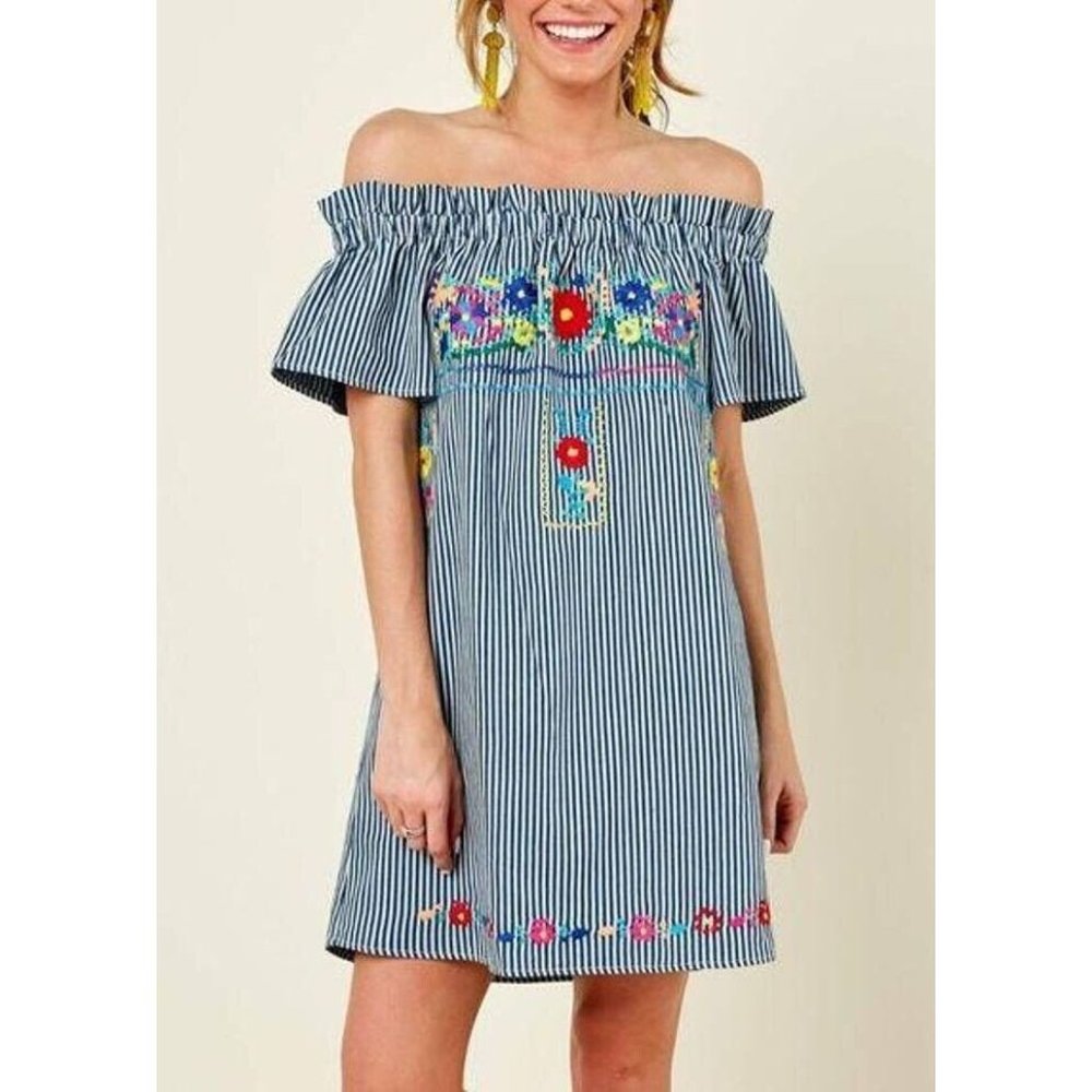 Bobbi Rocco Flower Embroidered Off-Shoulder Dress‎ Size Small